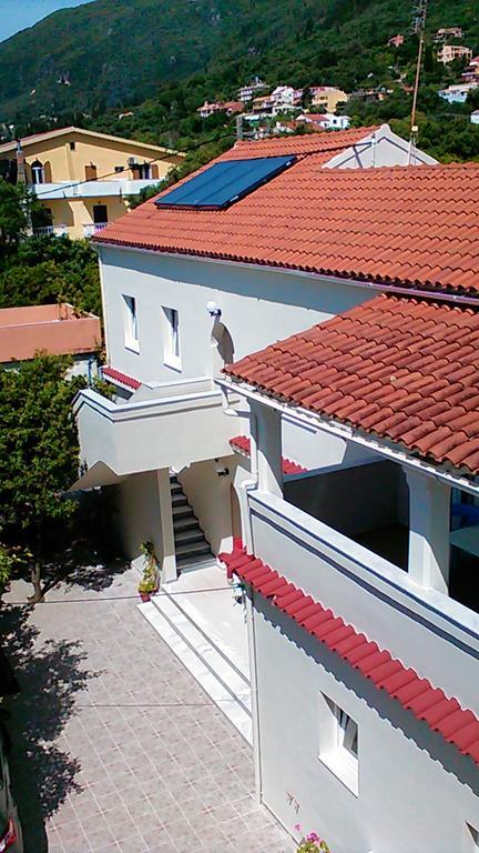 Gorgona Apartments & Studios Ipsos Esterno foto